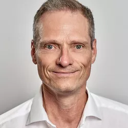 Dieses Bild zeigt ein Porträt von Robert.