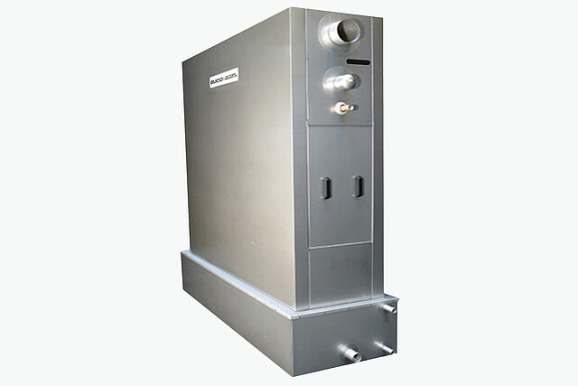 100 kW Rieselfilmkühler Betriebsart R404a dx mit Wasserauffangbehälter