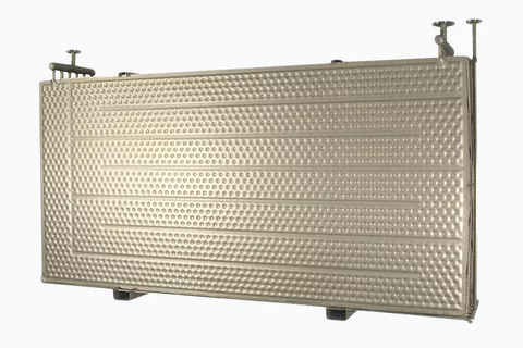 Meilleur nettoyage de la surface et meilleur transfert de chaleur par rapport aux tubes