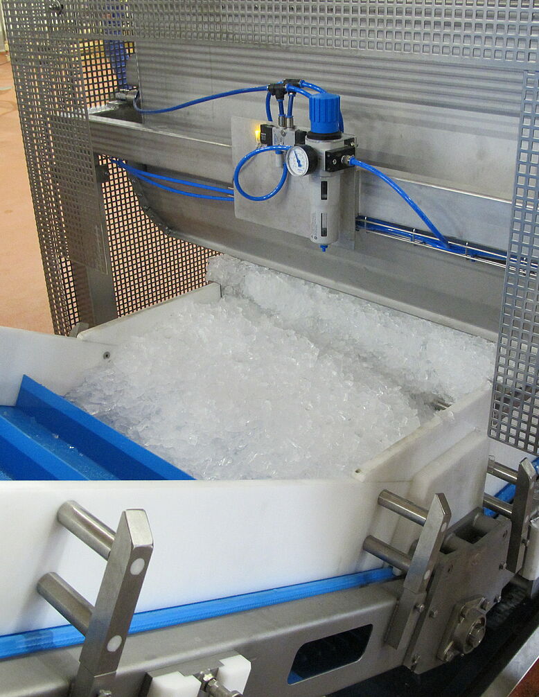 Automatic ice storage system