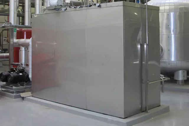 Esta imagen muestra equipos de acero inoxidable utilizados para enfriar alimentos. Esta imagen muestra equipos de acero inoxidable utilizados para enfriar alimentos.