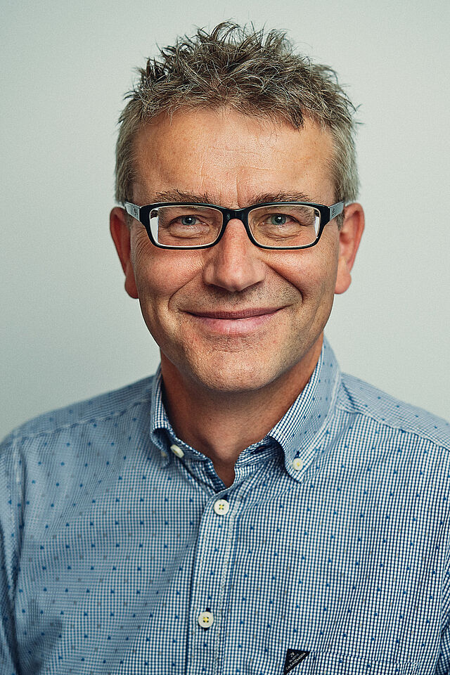 Holger Holger